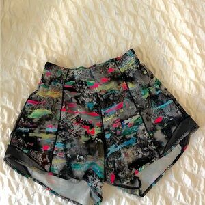 Lululemon Hotty Hot shorts